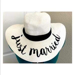 Just Married Embroidered Floppy Brim Sun Hat